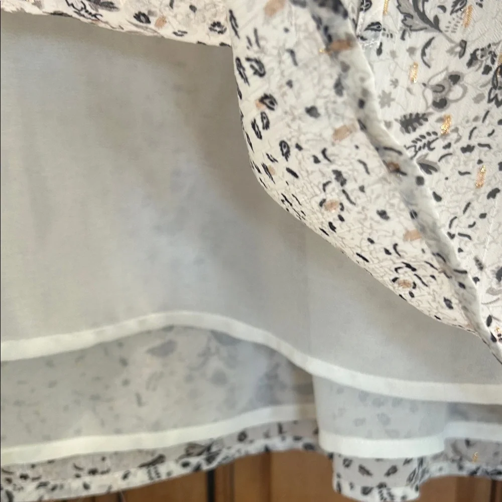 Joie Floral Print Blouse - White and Gray - Picture 5 of 7